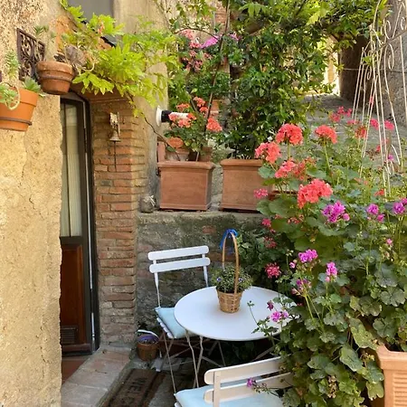 La Casetta Del Frontone Apartment Cetona