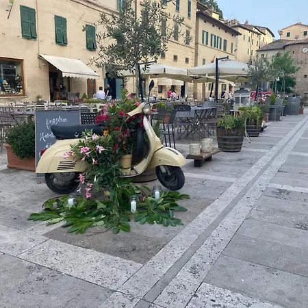 La Casetta Del Frontone Apartment